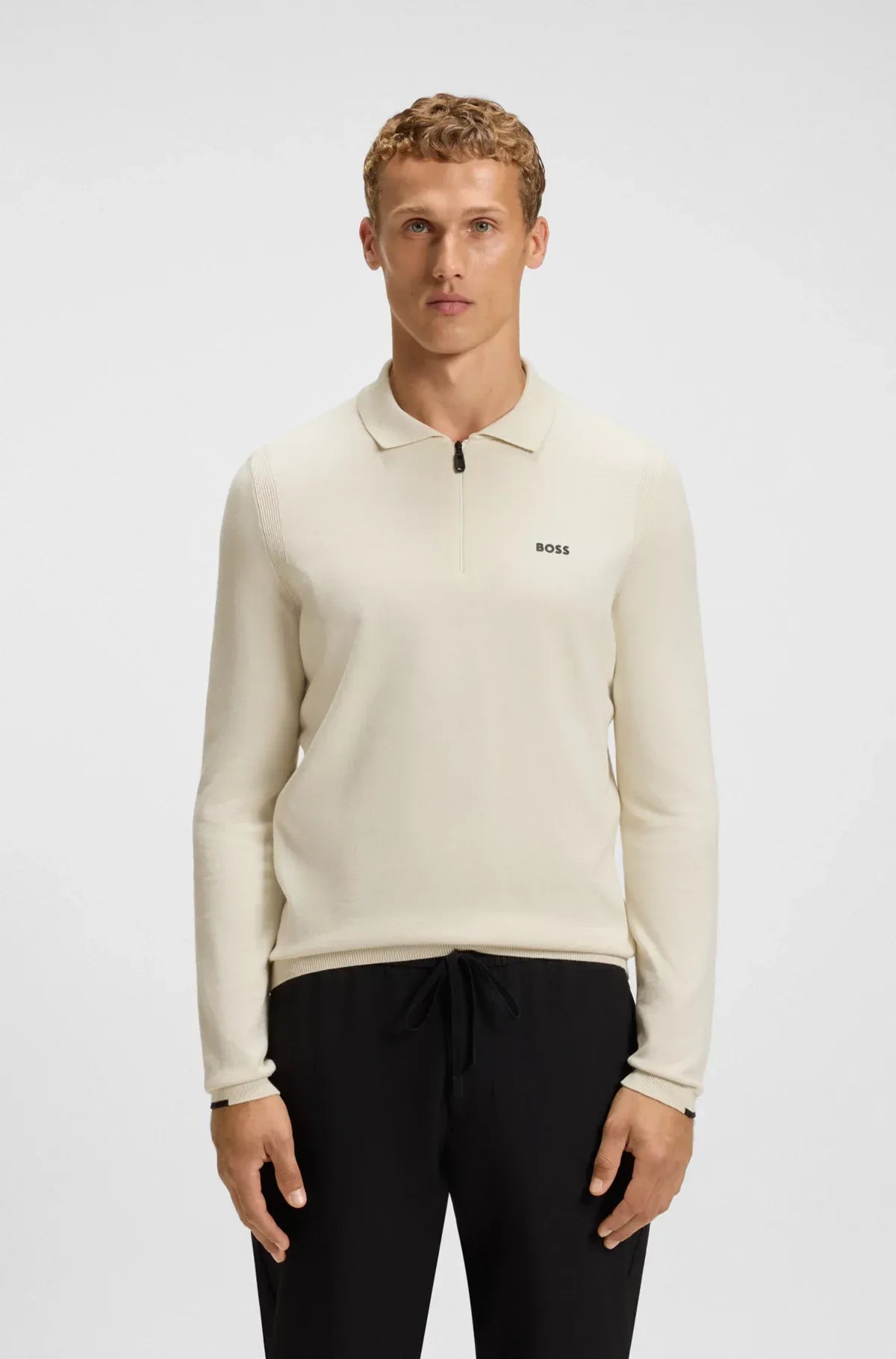 Regular-Fit Baumwoll-Pullover mit Polokragen