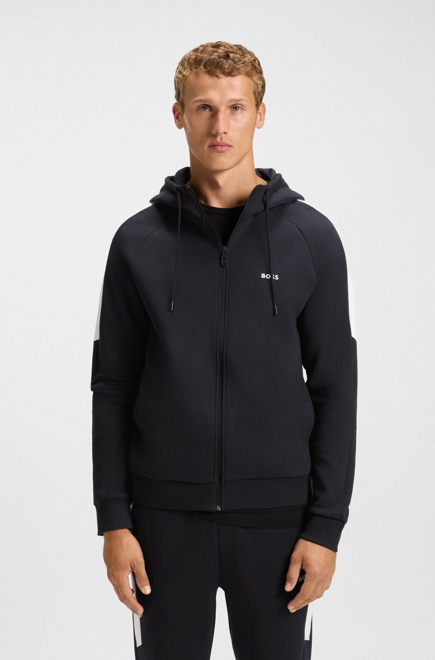 Trainingsanzug aus Stretch-Baumwolle mit kontrastierenden Einsätzen